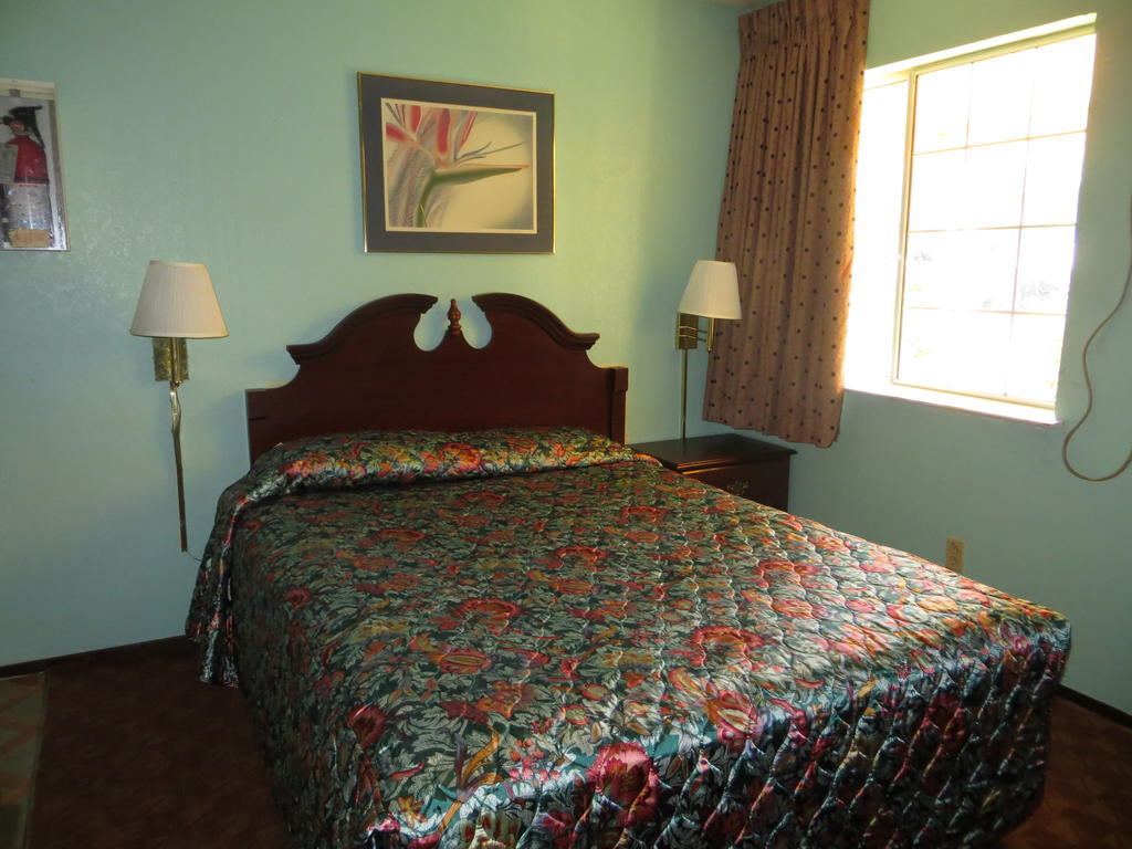 Budget Suites Hotel Sacramento
